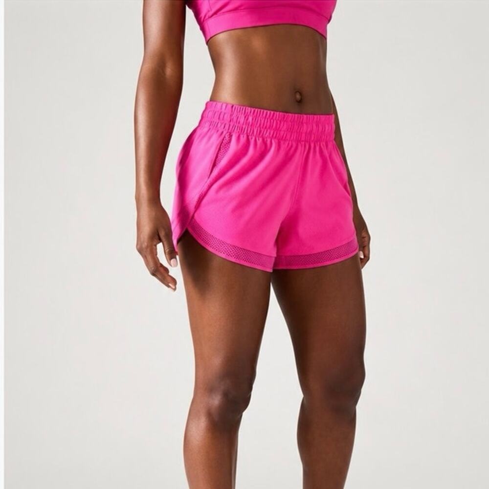Athleta Mesh Racer Run Mid Rise 4” Shorts Pink Fuchsia Size XS EUC